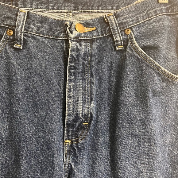 Wrangler Men's Deep Blue Straight Jeans - Picture 2 of 8
